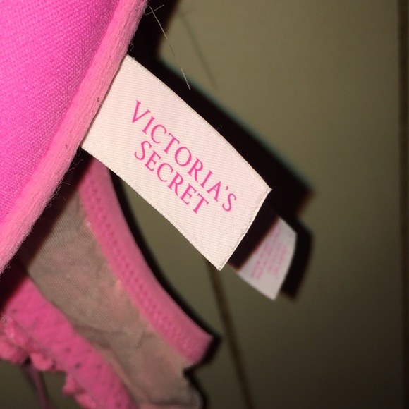 Bras - Picture 5 of 5